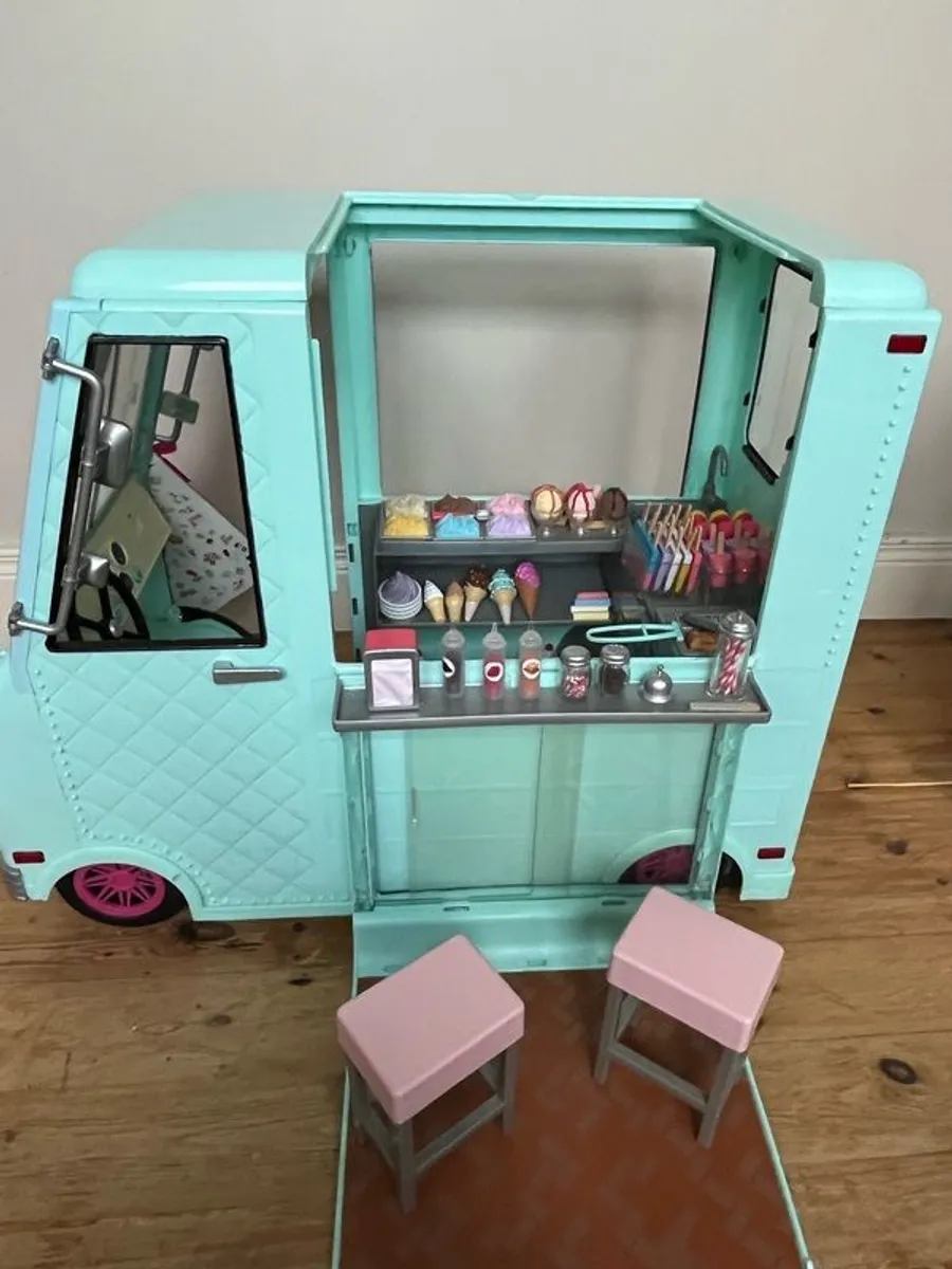 Our Generation Caravan, Jeep and Caravan - Image 4