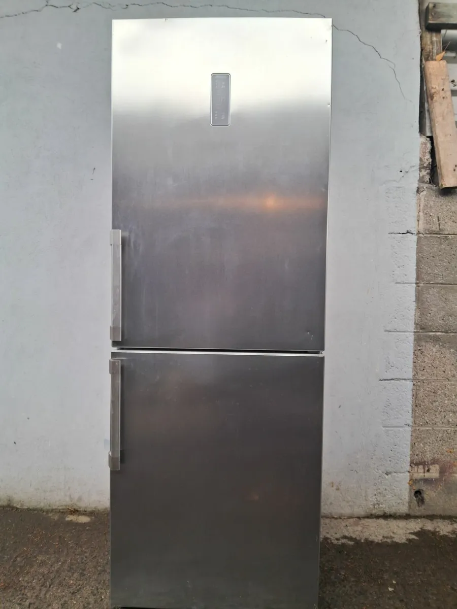 6 MOUNTH OLD FRIDGE AND FREEZER - Image 4