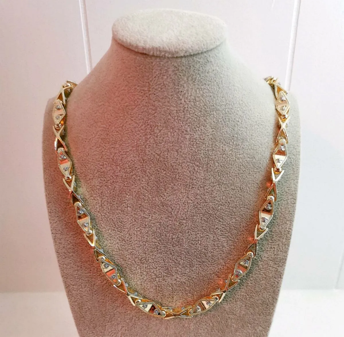 14 CARAT GOLD PLATED CHAIN - Image 2