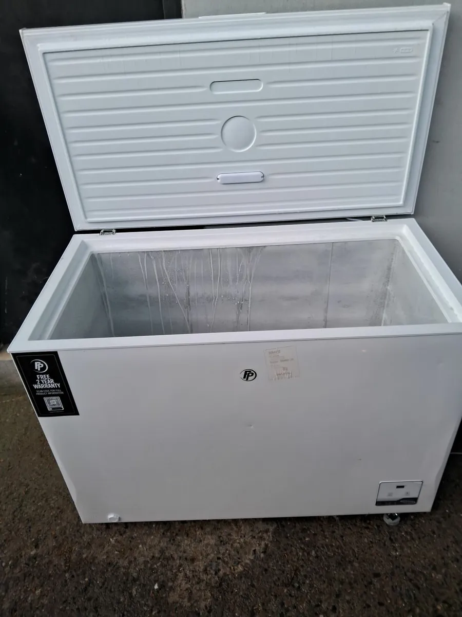BRAND NEW CHEST FREEZER FOR SALE - Image 4