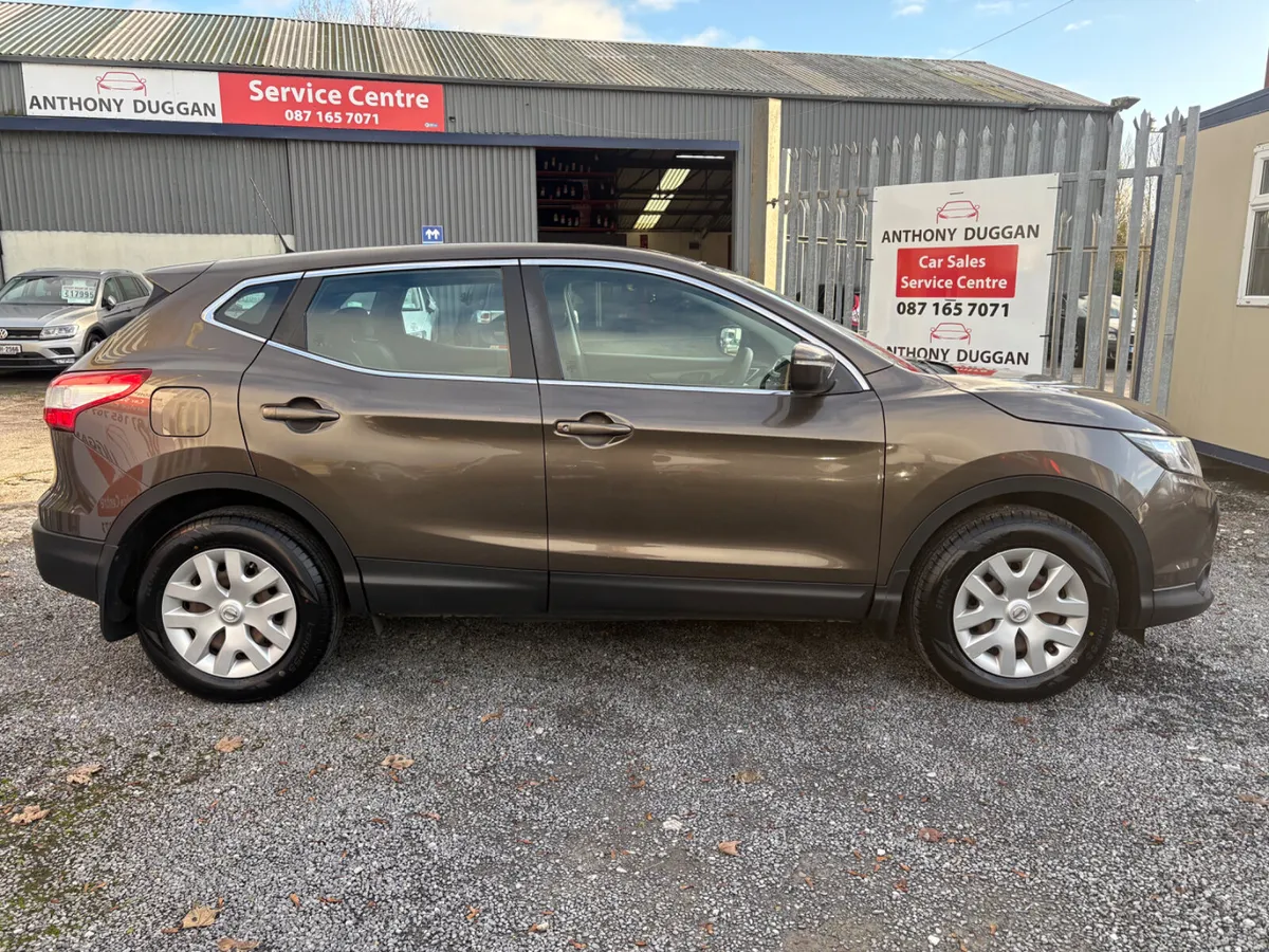 141 Nissan Qashqai 1.2 petrol - Image 2