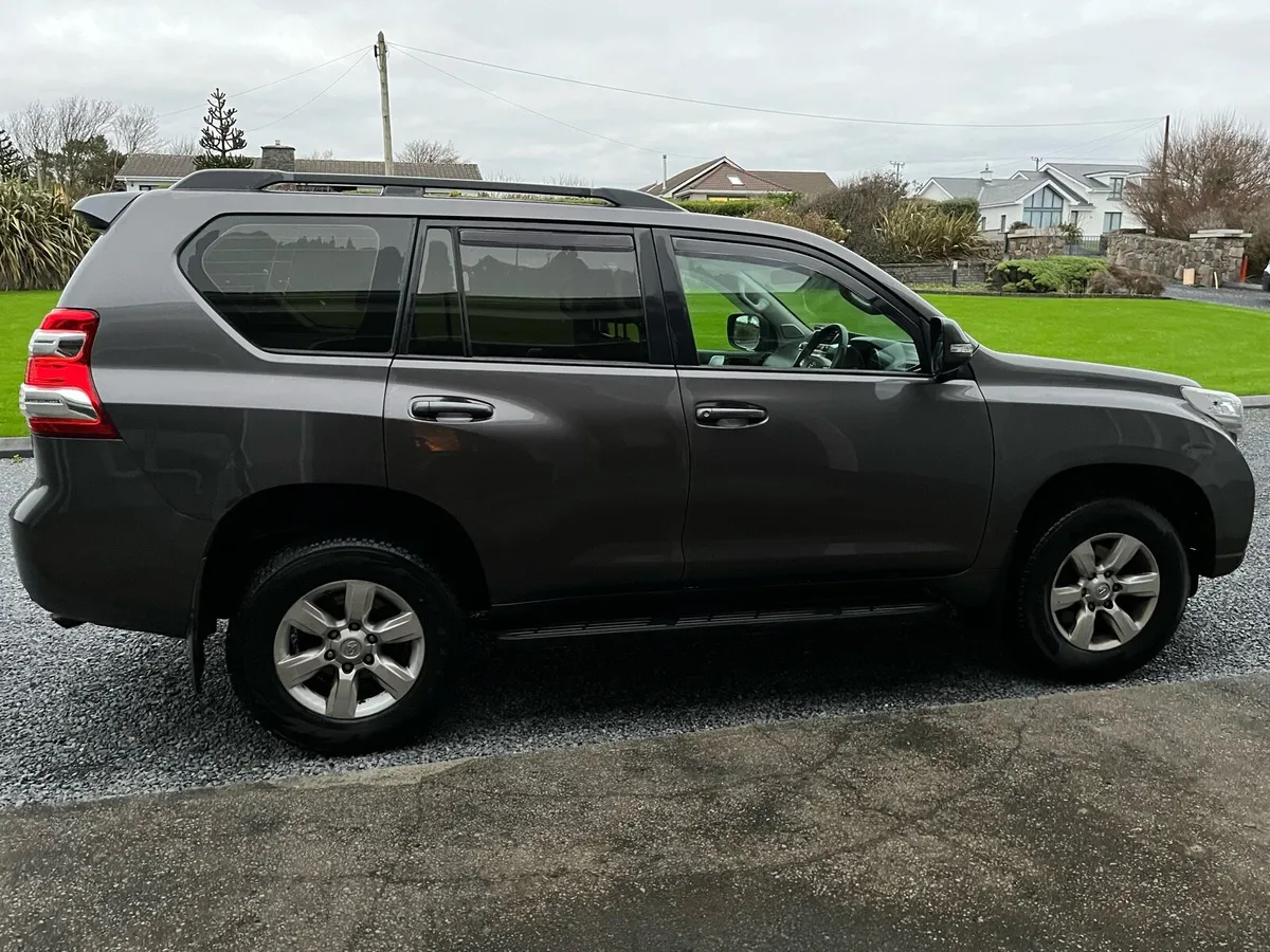 Toyota Landcruiser - Image 3