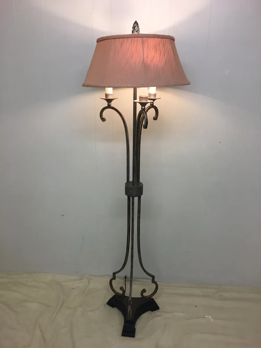 Floor Lamp - Image 3