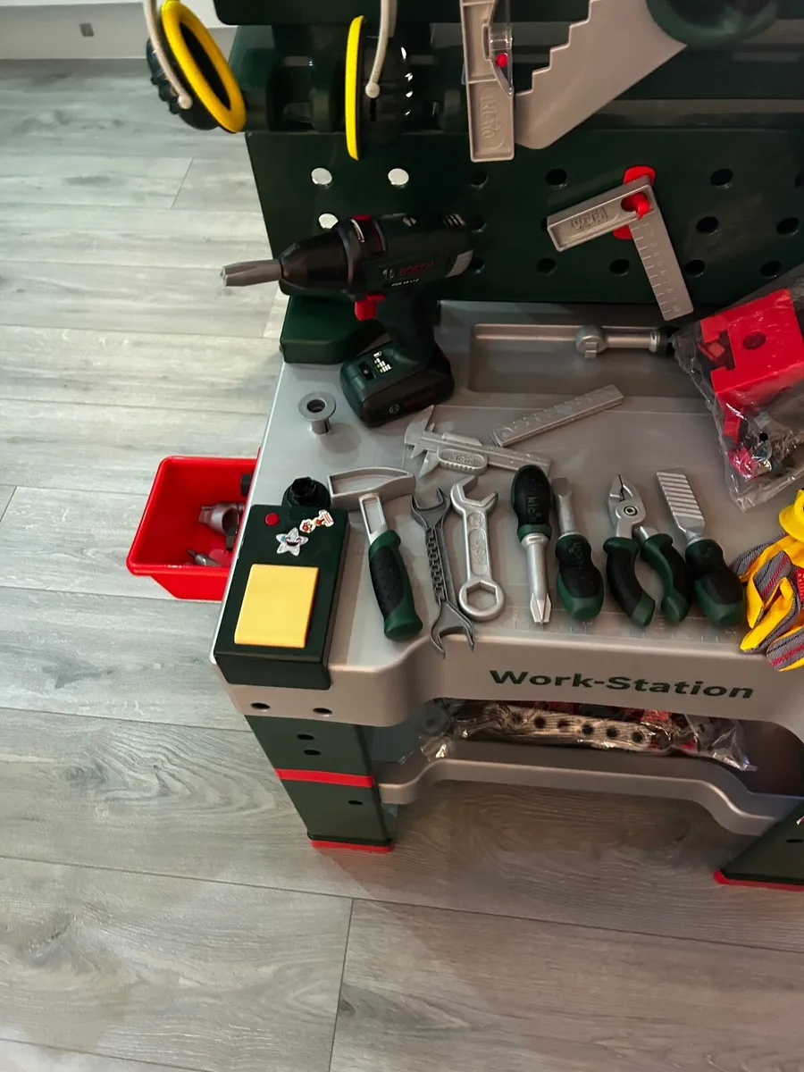 Bosch tool bench - Image 2