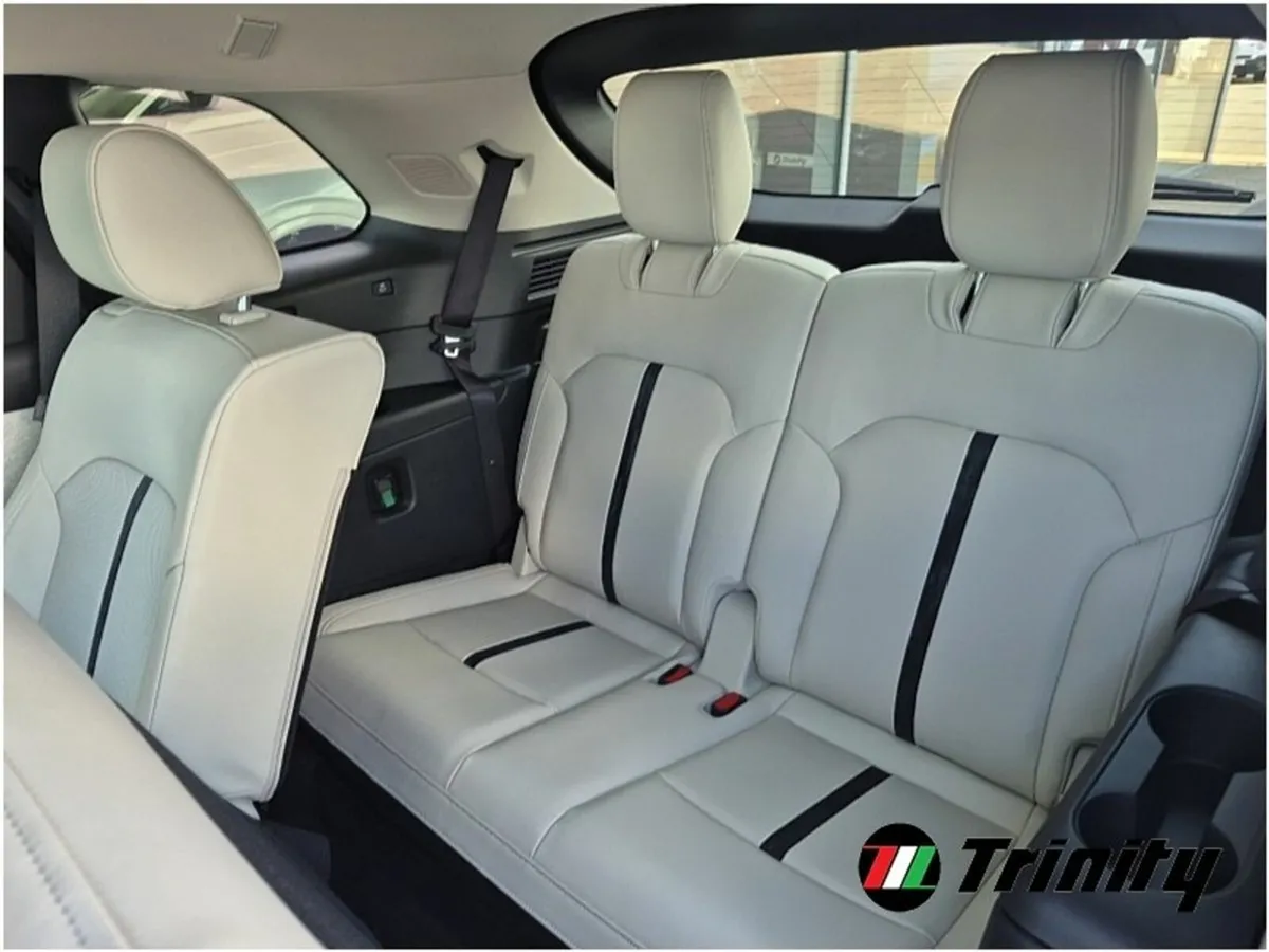 Mazda CX-80 **  FINANCE FROM 3.9% APR  OR €2000 TR - Image 2