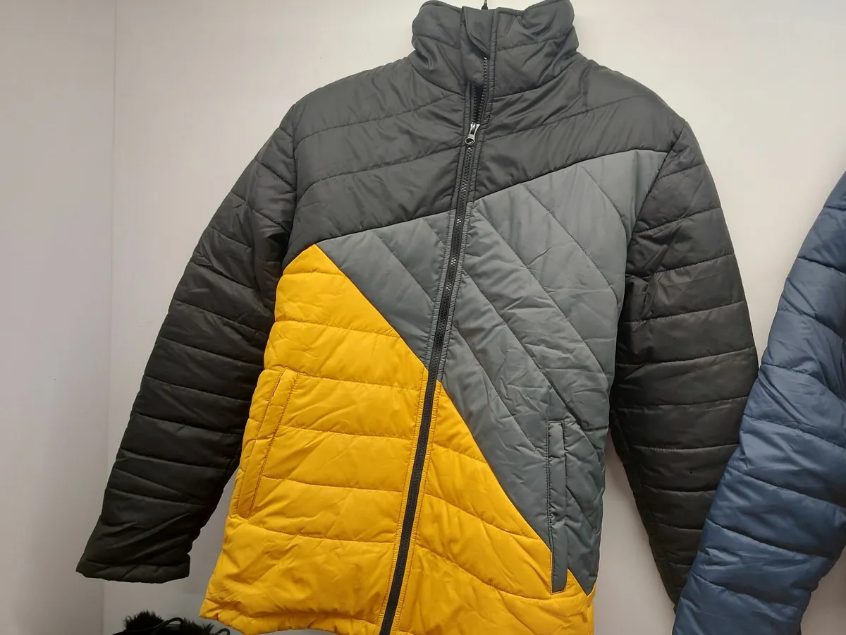 Online Auction Of A Selection Of Clothing & More! - Image 2