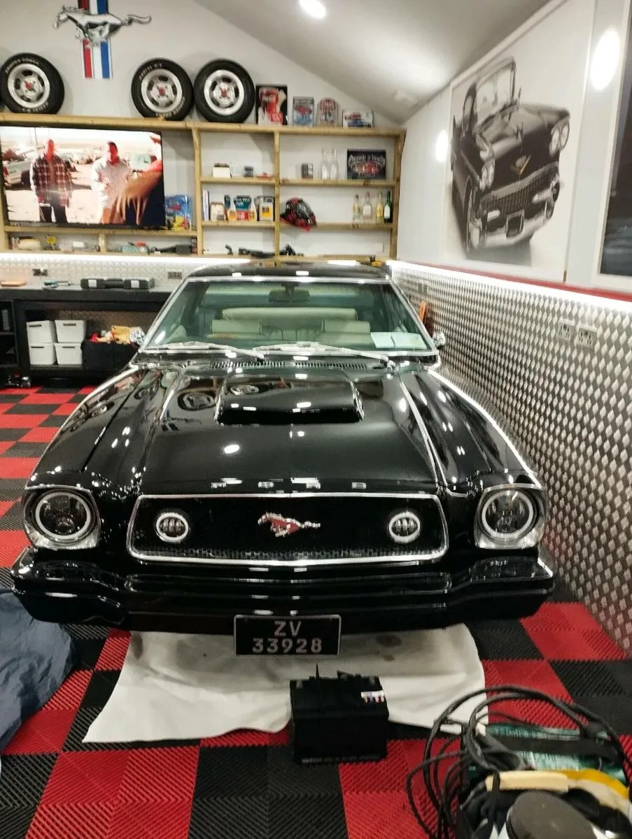 Ford Mustang 2 V8 78 - Image 1