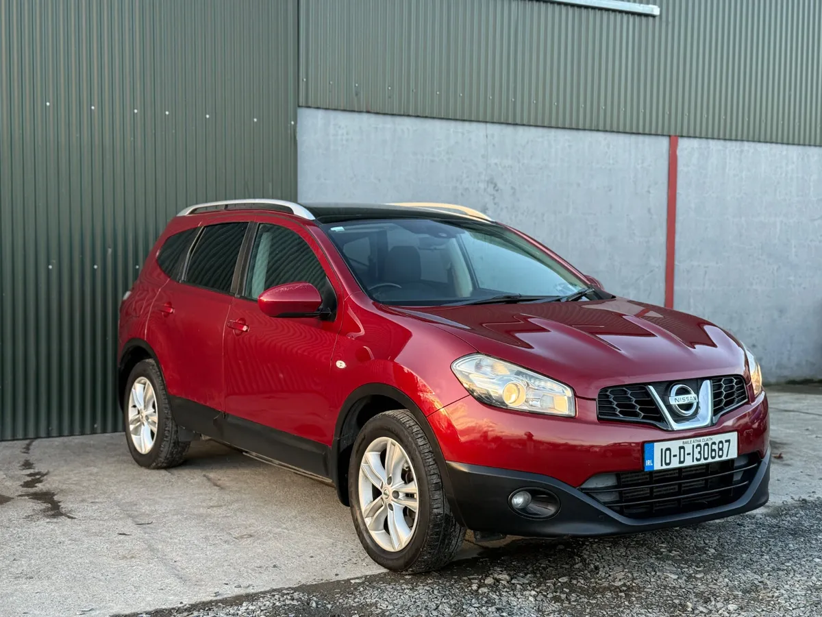 Nissan Qashqai+2 2010 - Image 1