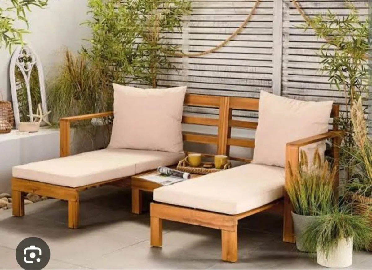 Garden furniture - Image 1