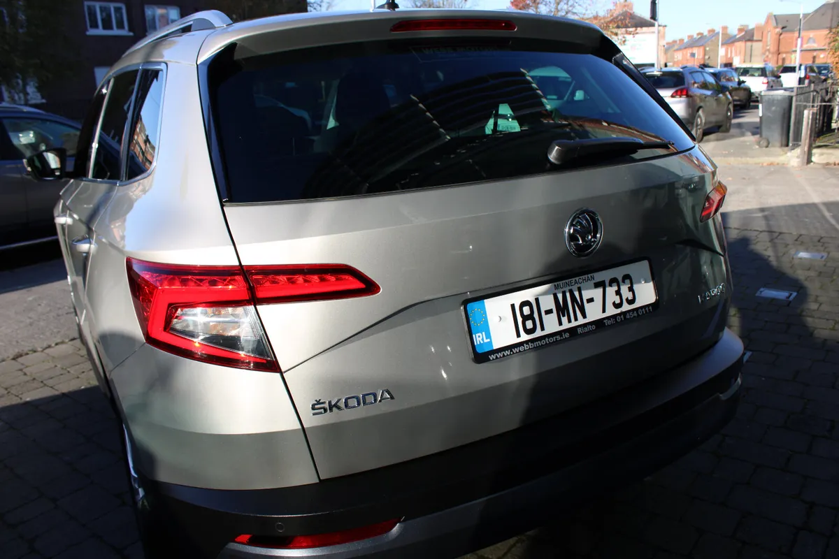 Skoda Karoq 1.6 TDI AUTOMATIC DSG STYLE  2018 - Image 4