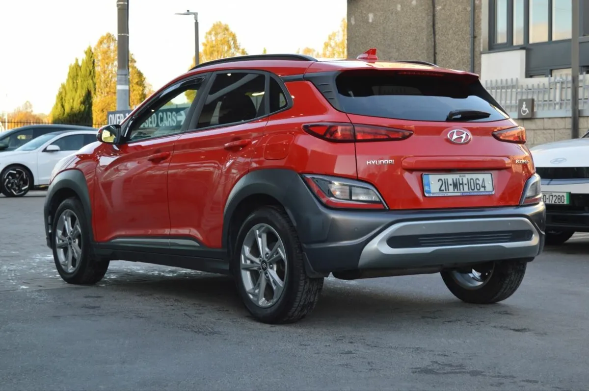 Hyundai KONA 1.0 T-GDI Executive, Leather Seats - Image 3