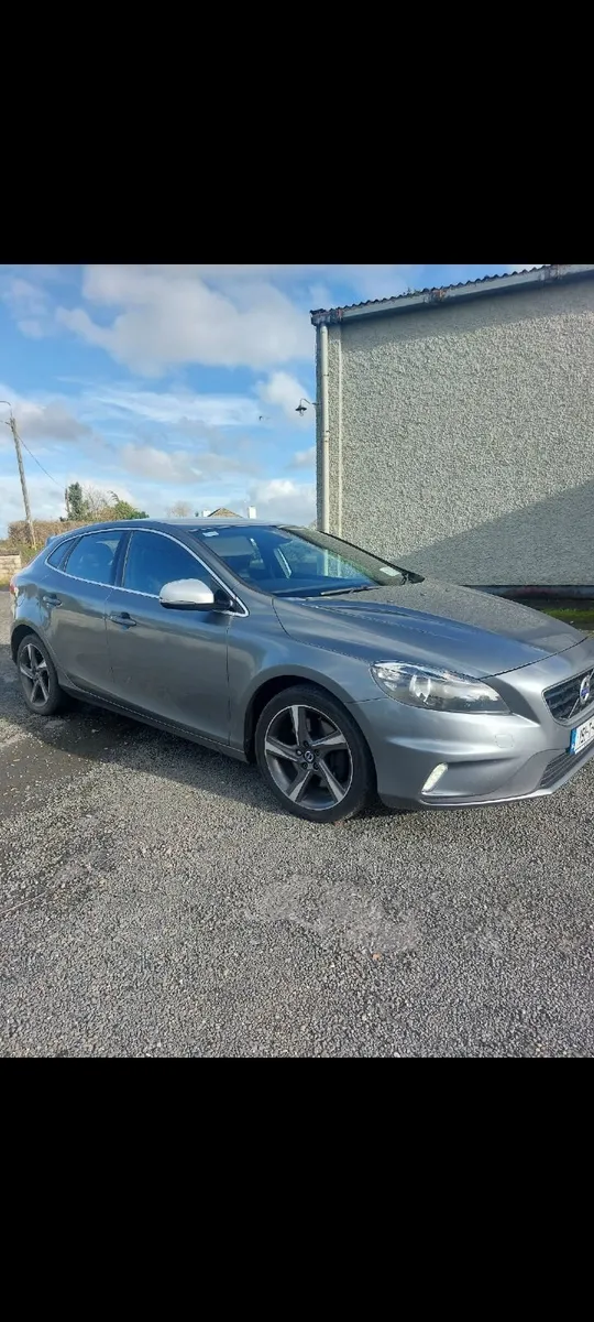 Volvo V40 2015 - Image 3