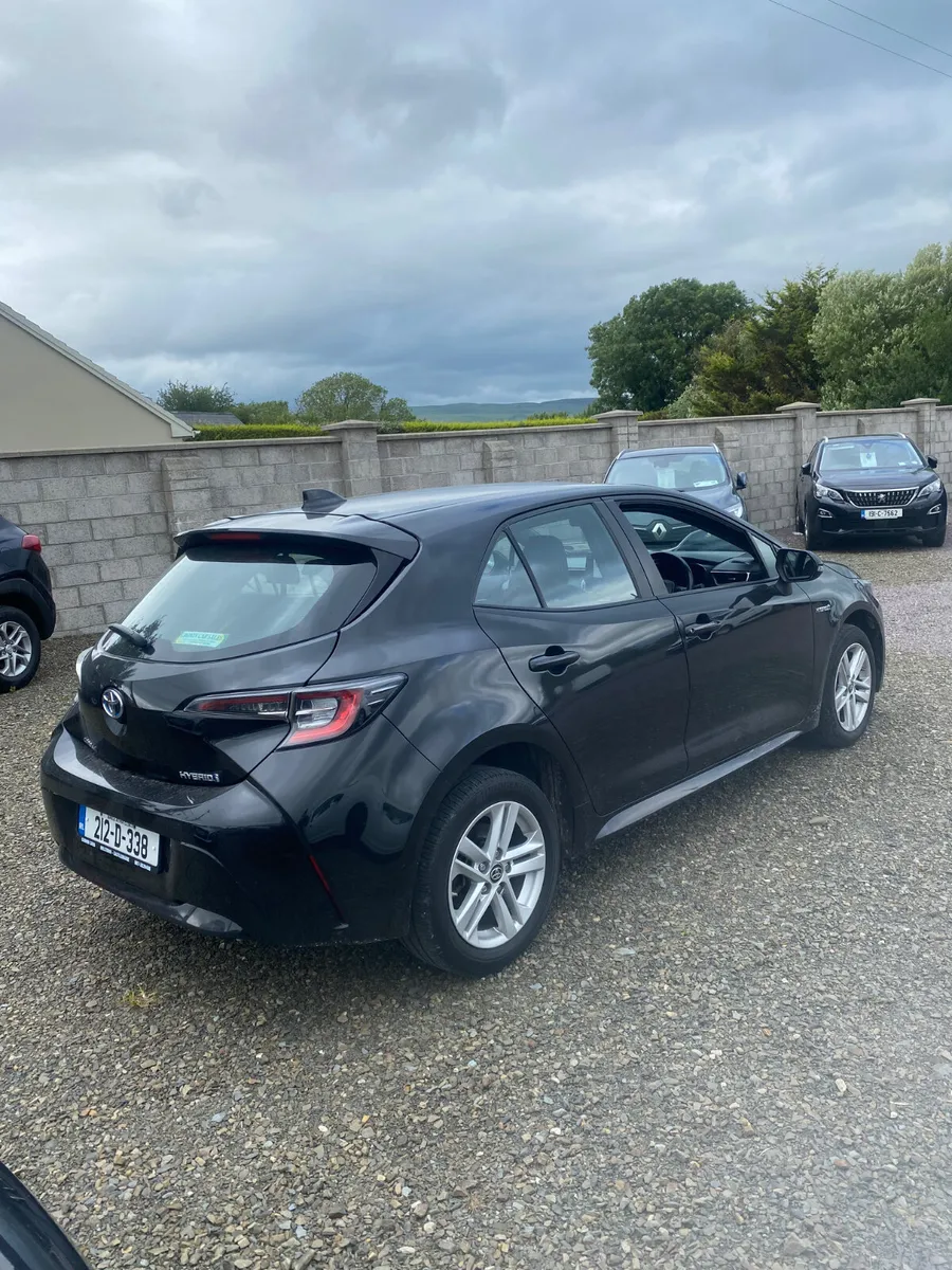 Toyota Corolla 2021 - Image 2