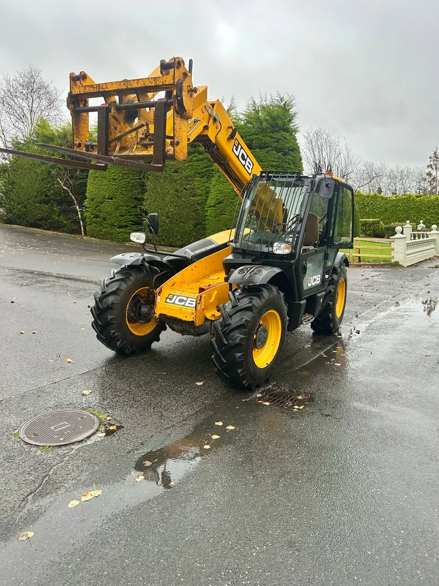 JCB 531 70 only 3500 hours - Image 2