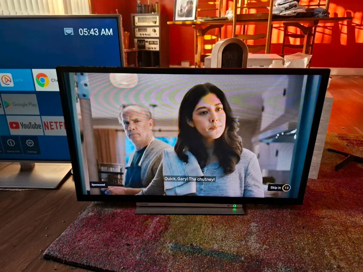 32 INCH SMART TV - Image 3