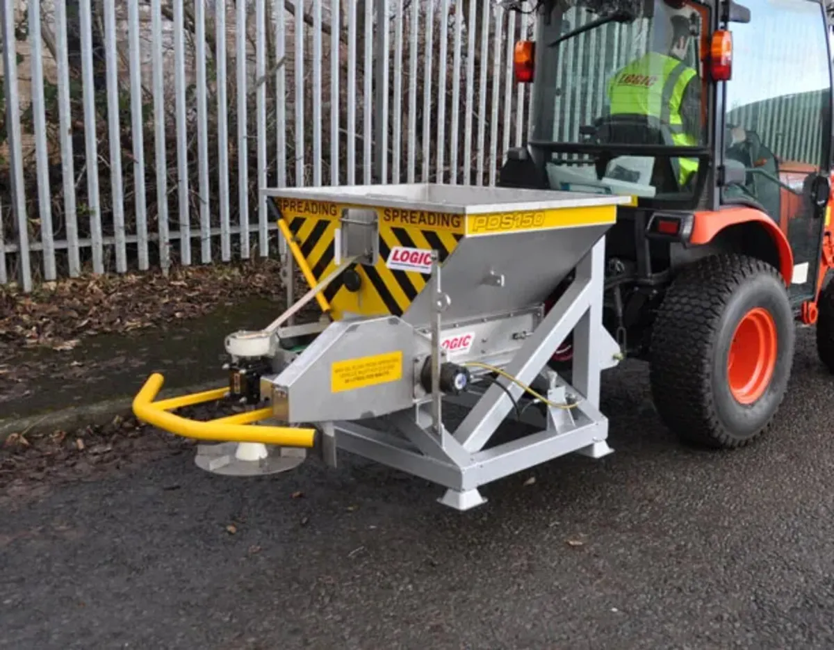 New Logic PSD150T 3-point Linkage Salt Spreader - Image 1