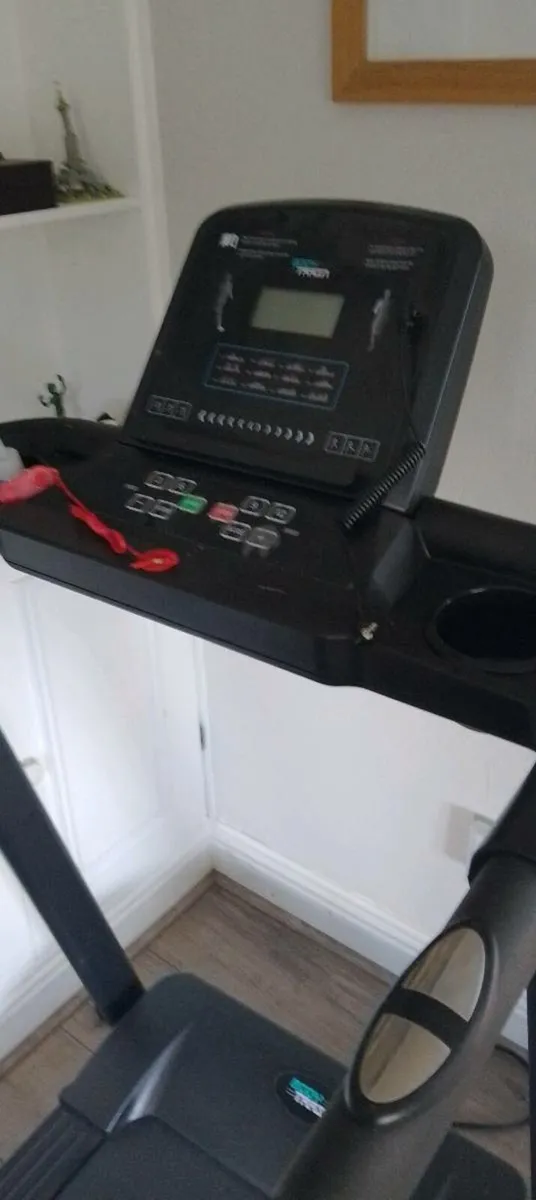 Treadmill - Image 1