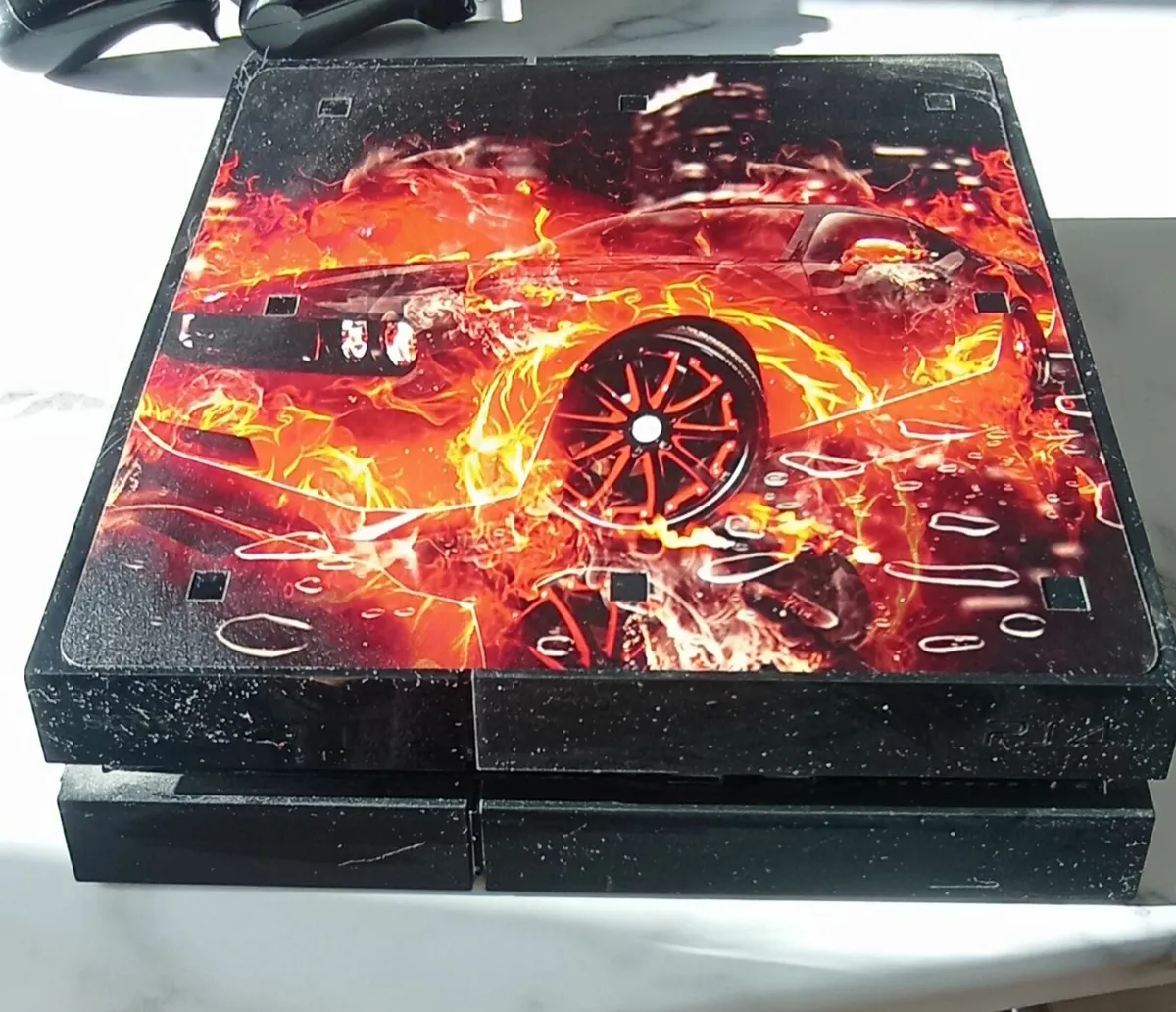 Play Station 4 - Image 2
