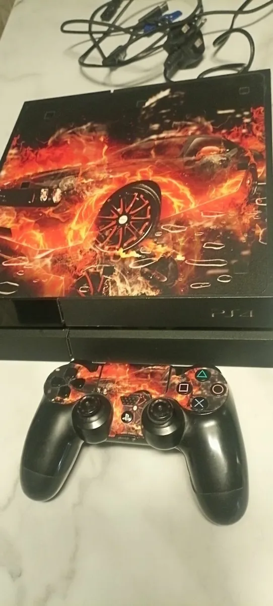 Play Station 4 - Image 3