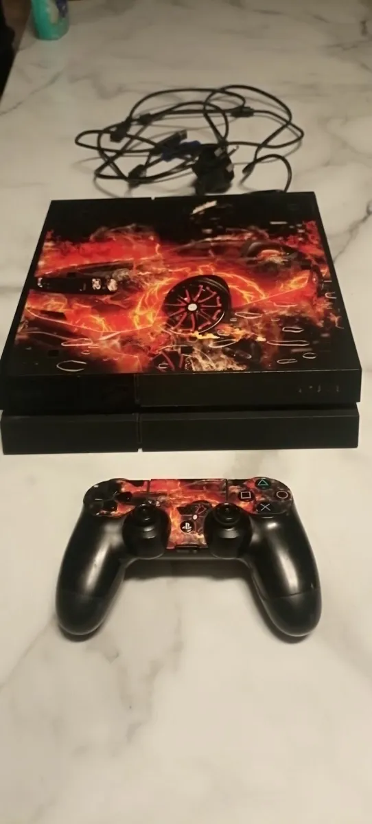 Play Station 4 - Image 4
