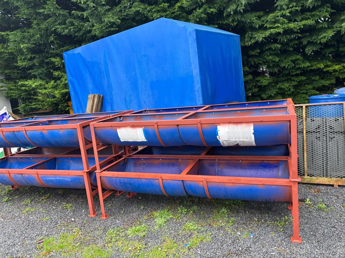 Feeding troughs - Image 3