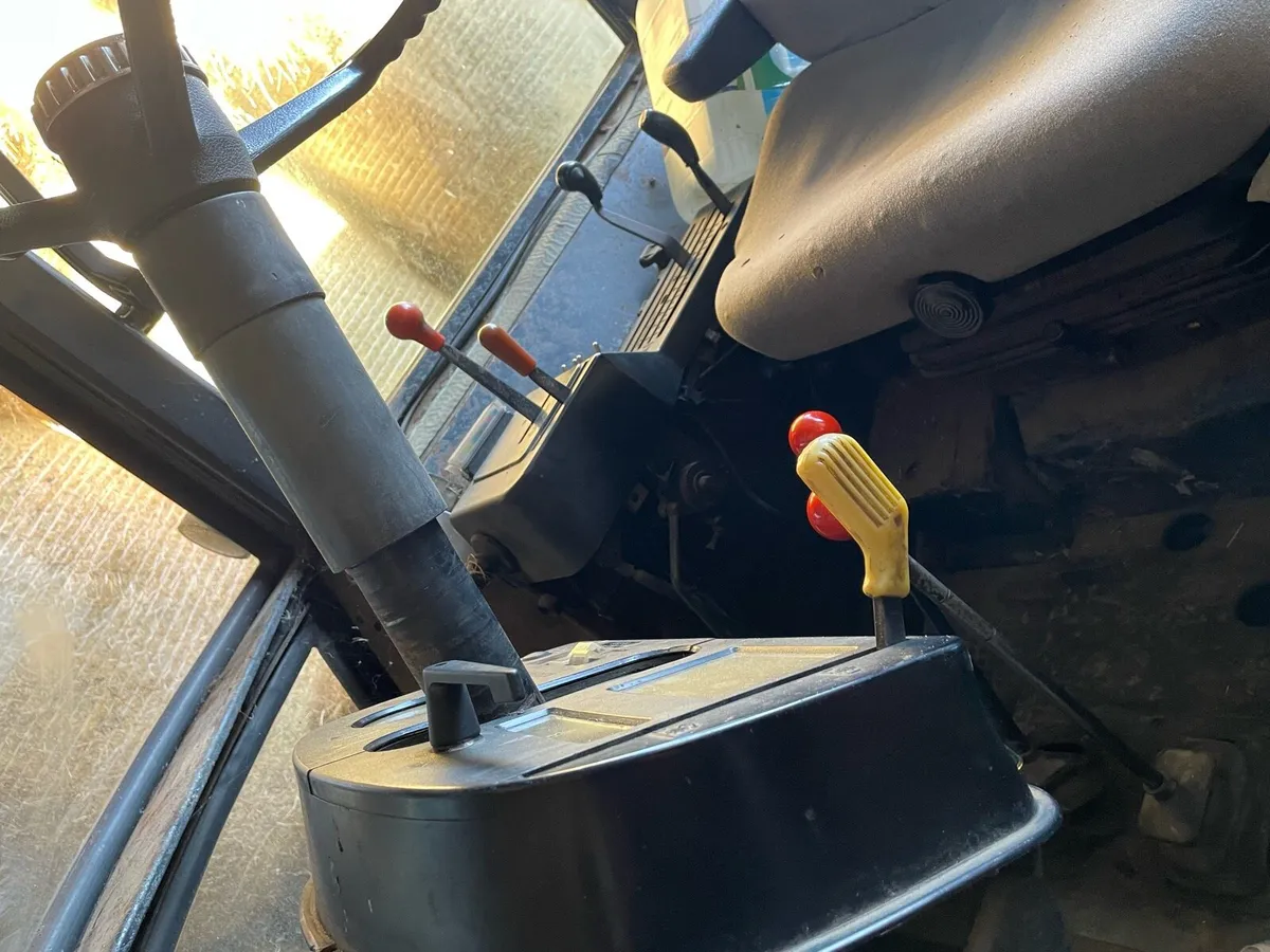 John Deere 2040s - Image 3