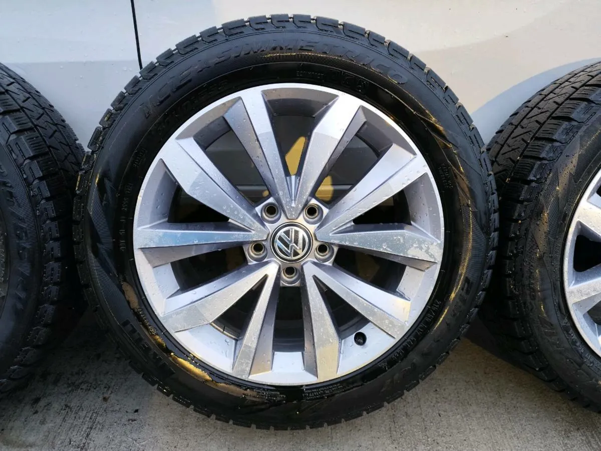 17" VW T - Roc alloy wheels - Image 4