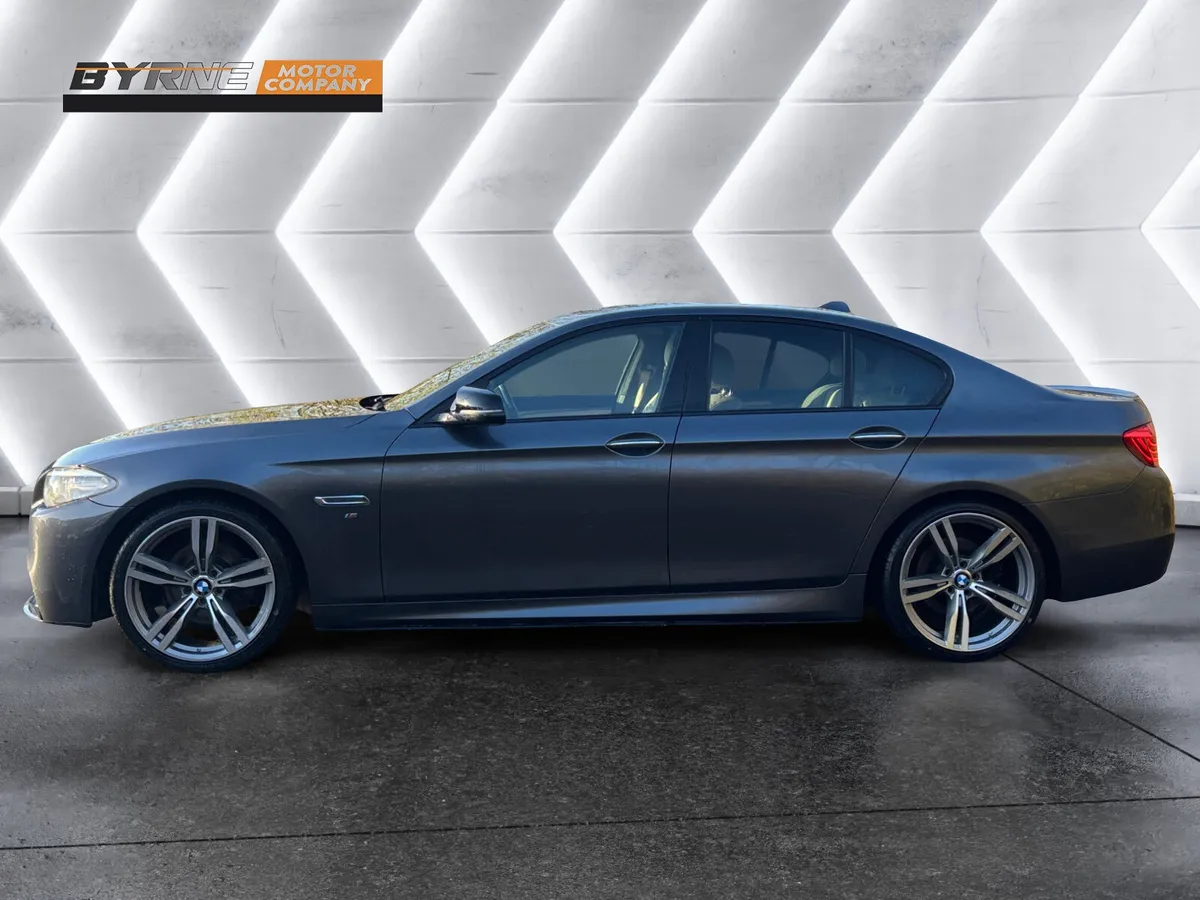 BMW 520D MSPORT AUTO, 2016 - Image 2