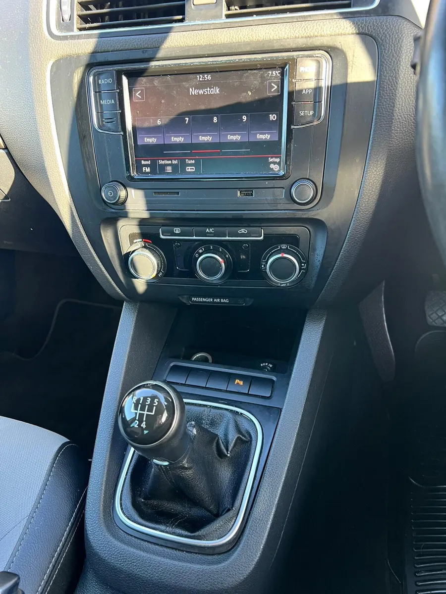 Volkswagen Jetta 2014 1.6 TDI new nct 8/26 tax - Image 2