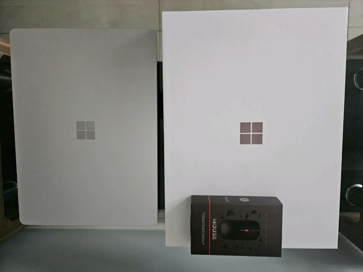 Microsoft Surface Laptop 15 Snapdragon X Elite - Image 1