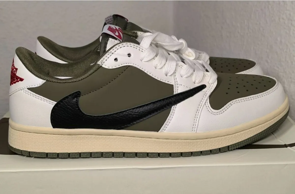 New Travis Scott x Nike Air Jordan 1 Low  Olive - Image 1