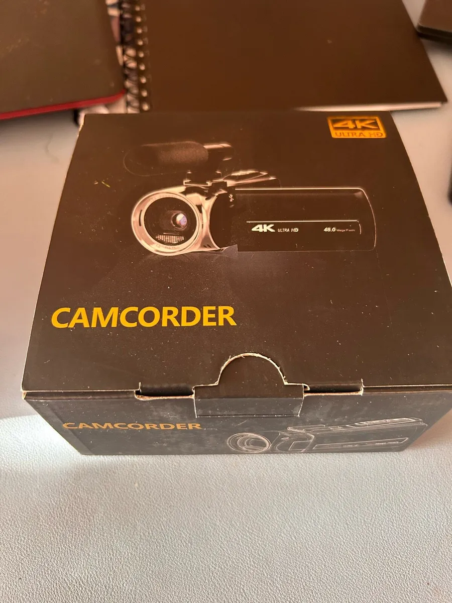 Brand new 4K 48mp video camera  plus extras live f - Image 3