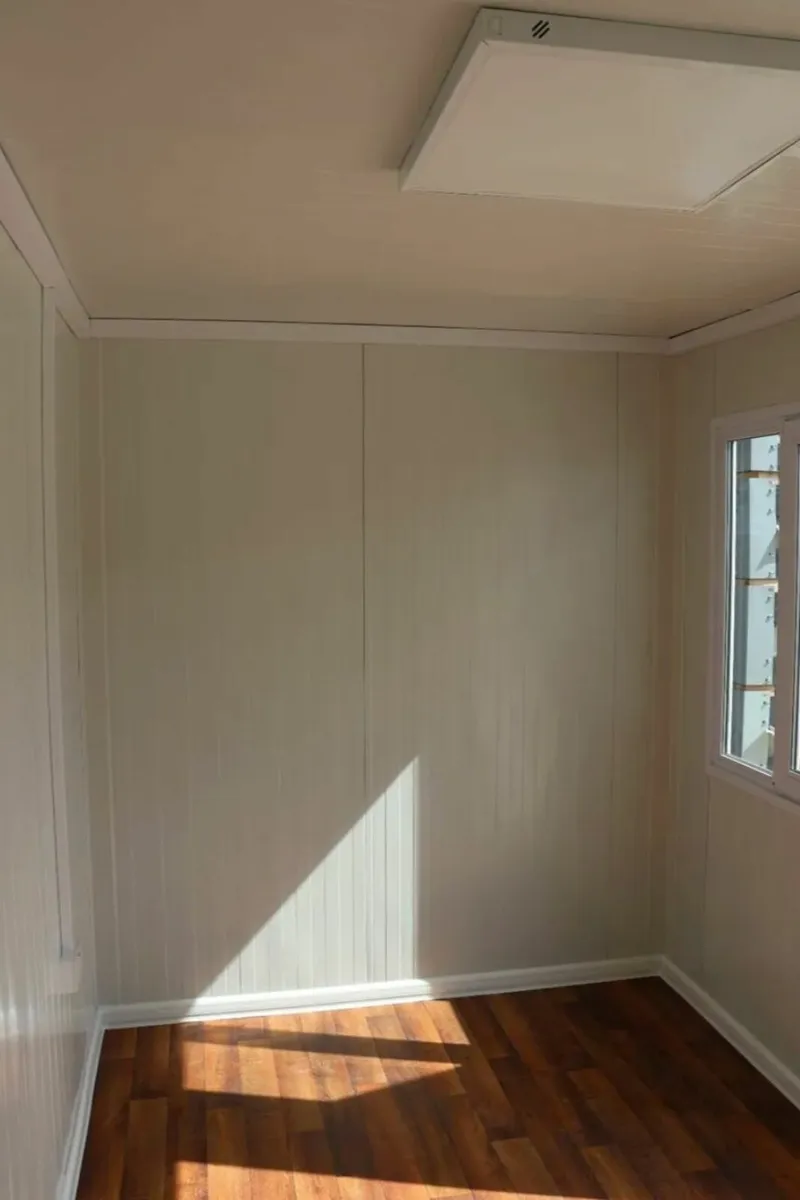 13ft x 8ft Portable Office - Image 3