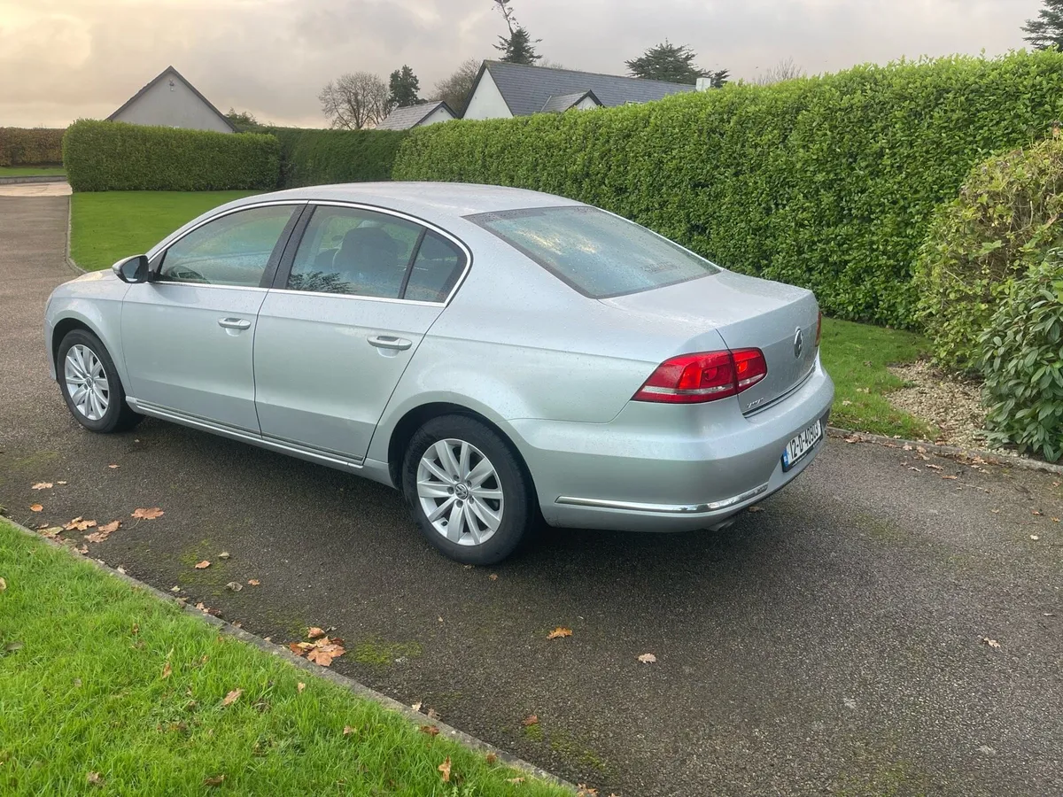 12 Volkswagen Passat 1.6 Diesel - Image 3