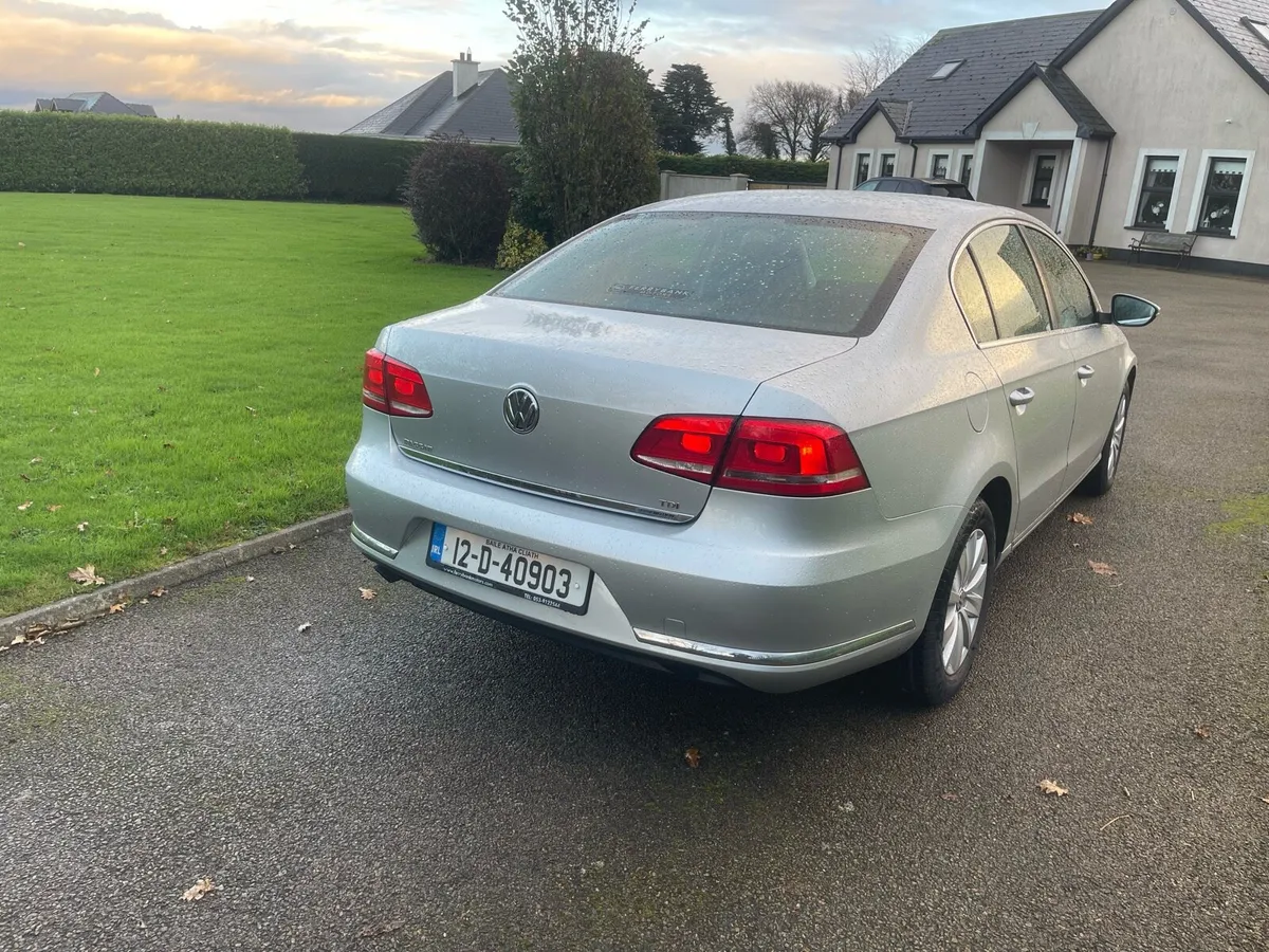 12 Volkswagen Passat 1.6 Diesel - Image 4