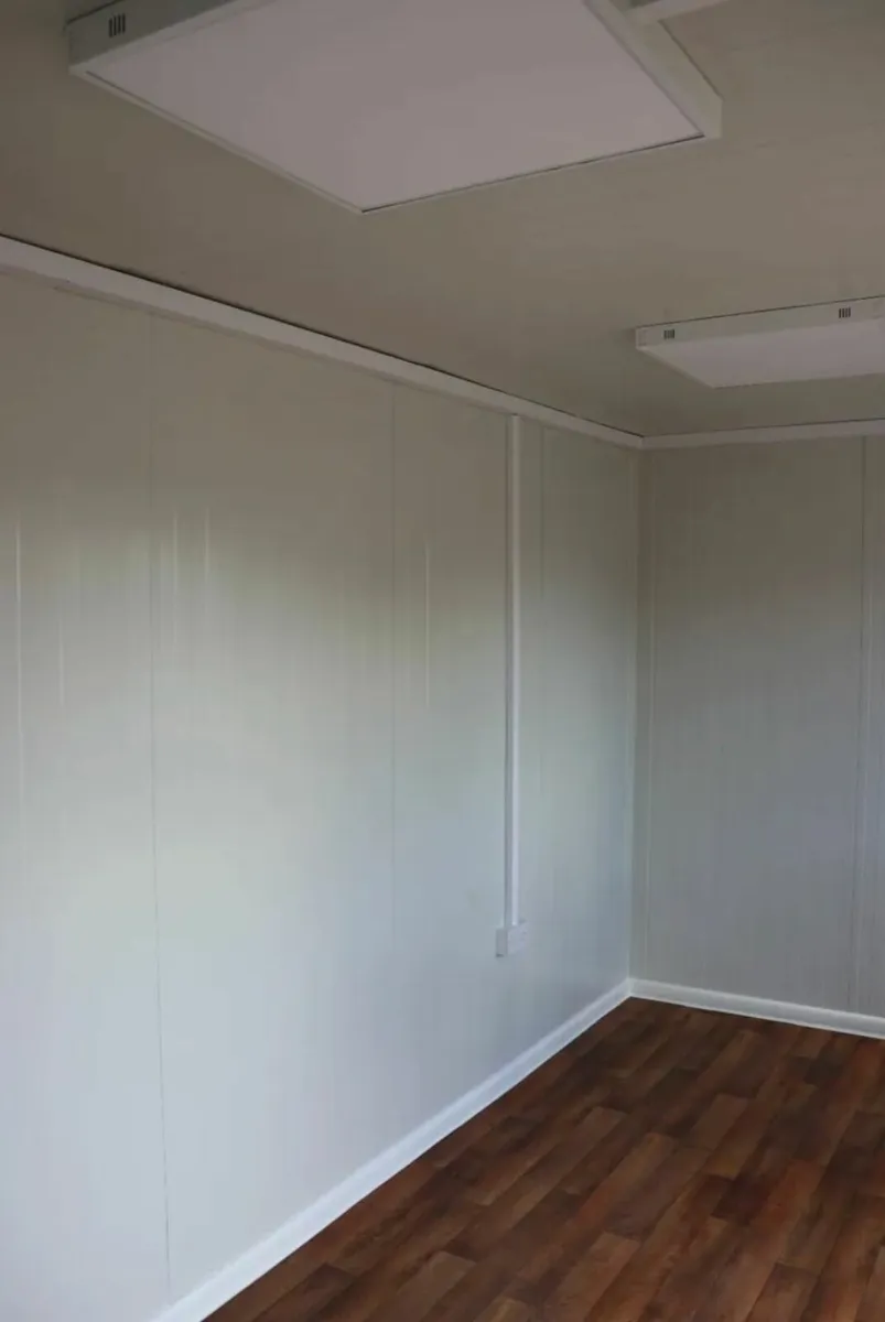 4M Commercial Office - Image 1