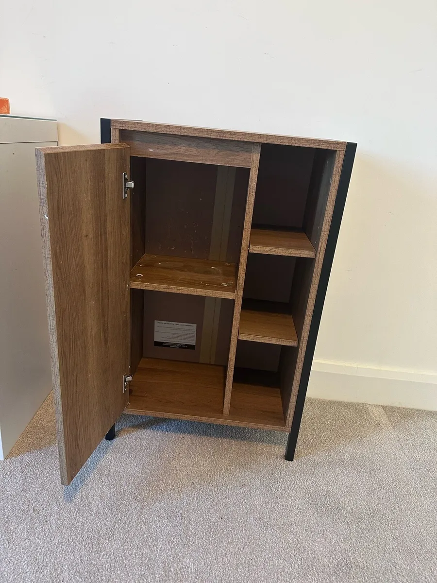 Cabinet - Image 2
