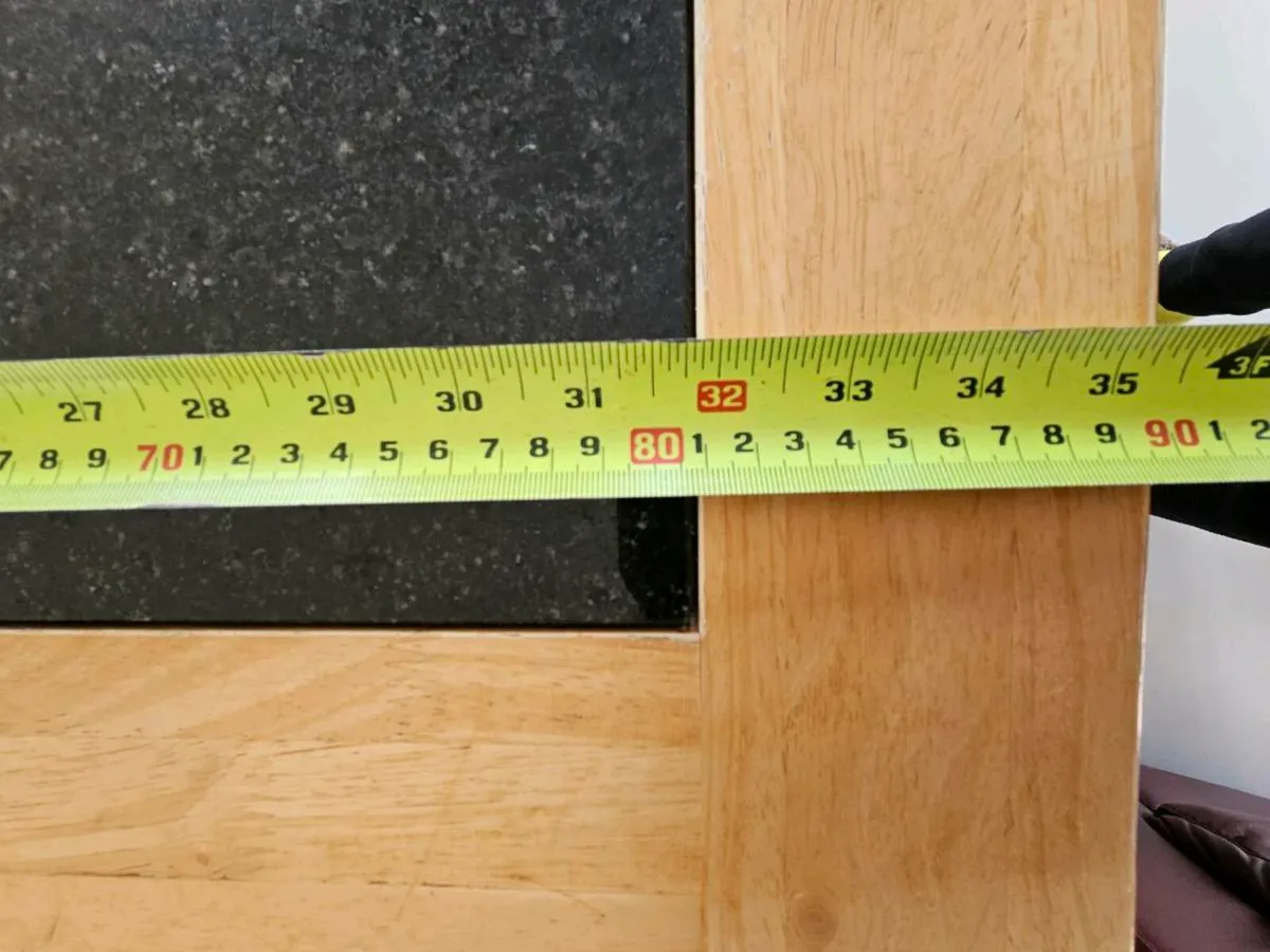 Kitchen Table and Chairs - Image 4