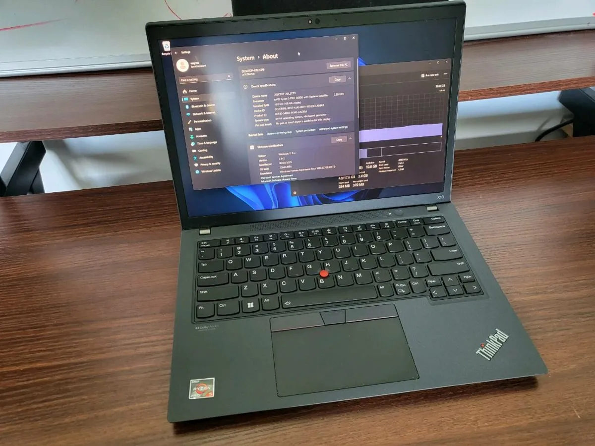 Lenovo ThinkPad X13 Gen 2 - Image 4
