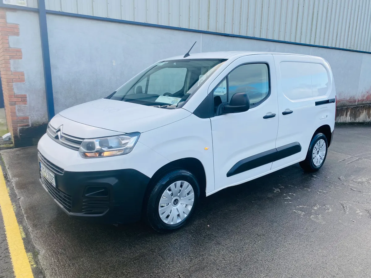 212 Citroen Berlingo 1.5 €9,450 + VAT - Image 1