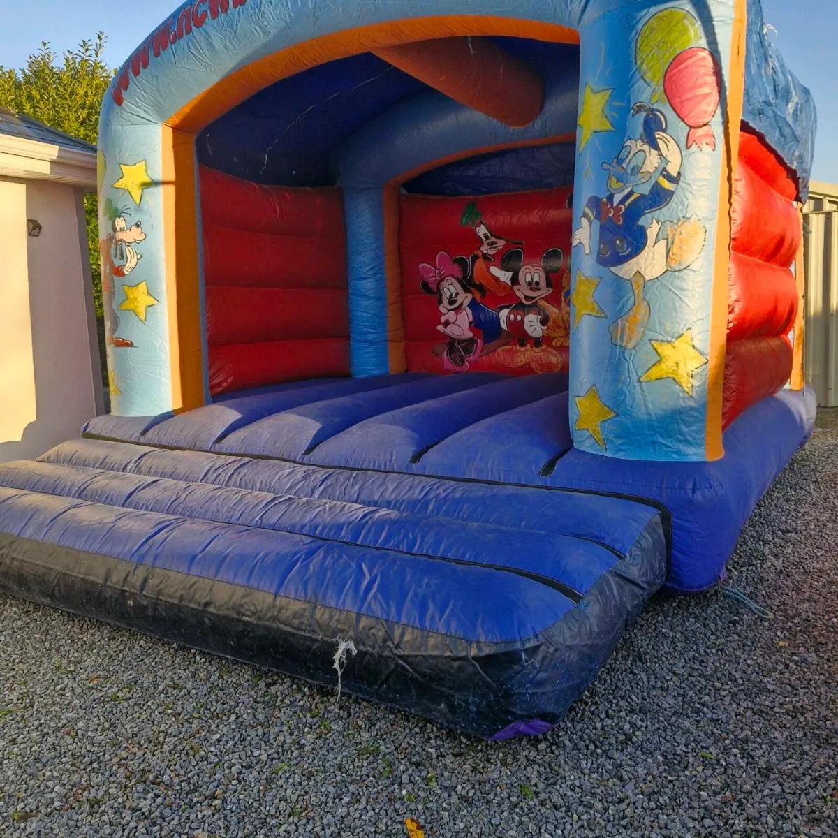 Bouncing castel - Image 3