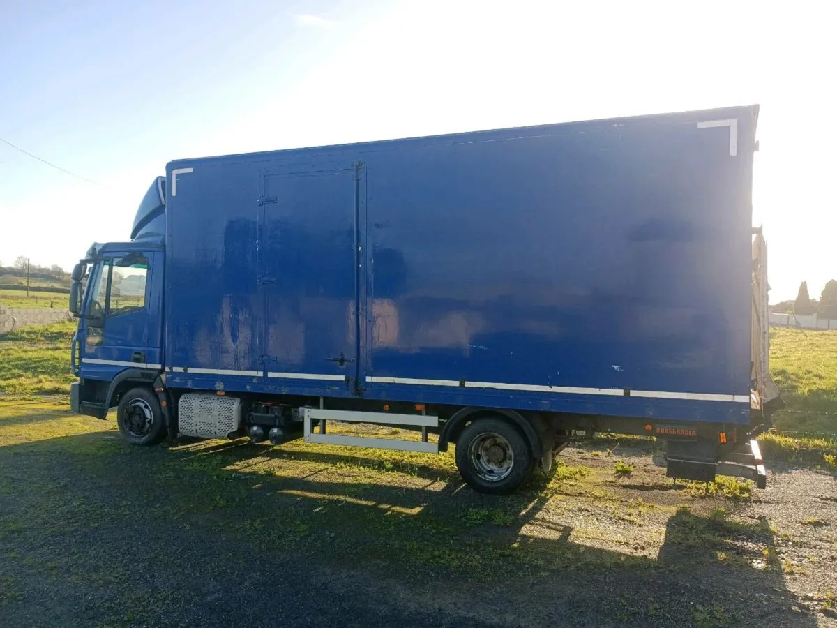 Iveco truck - Image 3