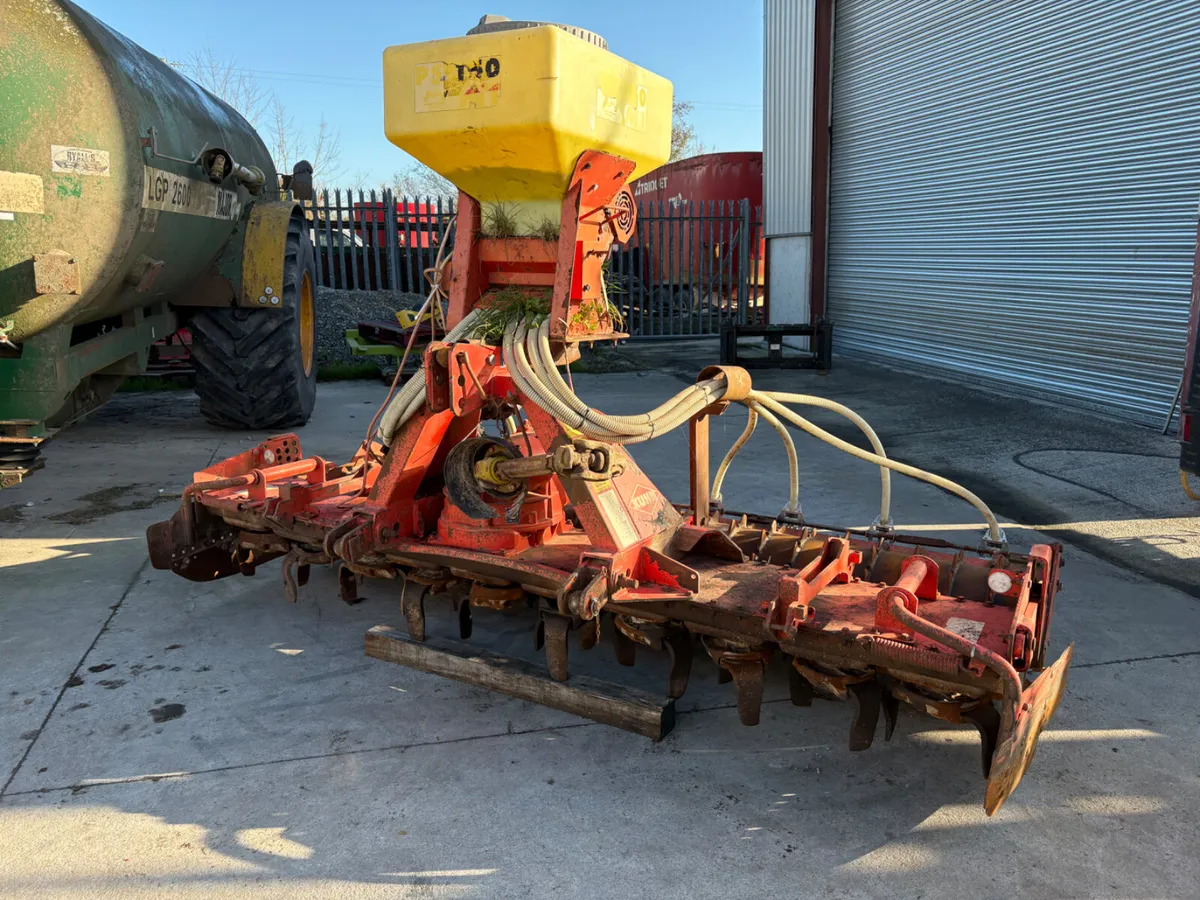 Kuhn HR3003 - Image 1