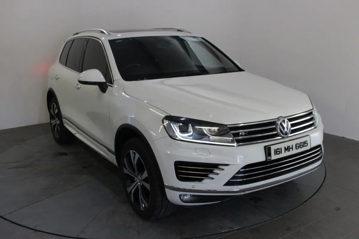 Volkswagen Touareg 3.0 TDI V6 BMT 262HP R-line - Image 1