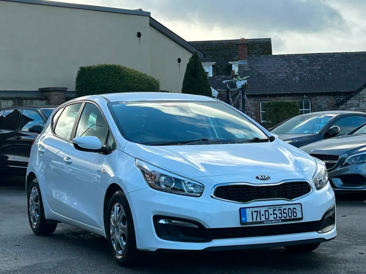 Kia Ceed 1.4 CRDI 5DR - Image 3