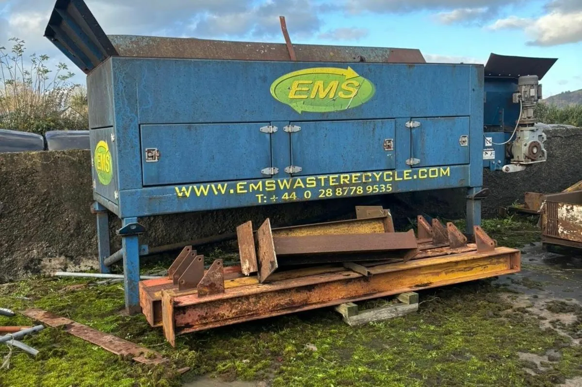 Picking station feed conveyor & Hopper - Image 4