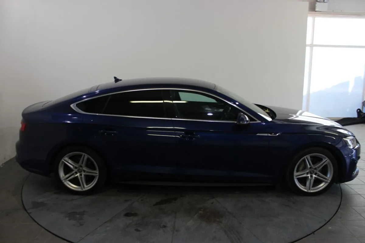 Audi A5 2.0tdi 190 S-tronic S Line - Image 3