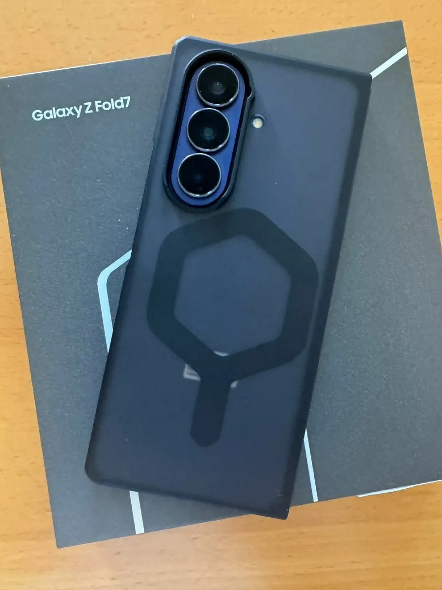 Samsung Galaxy Fold 7 - Image 1