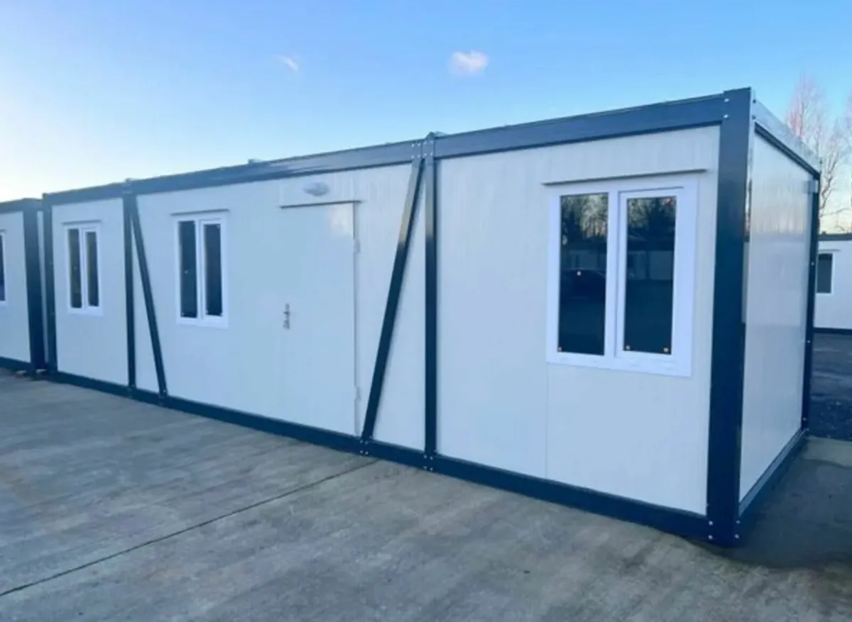 30ft x 10ft Portable Office - Image 2