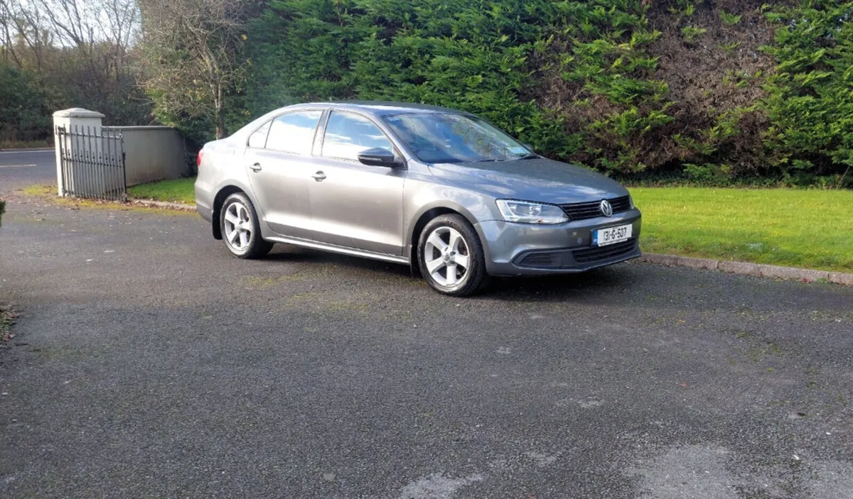 Volkswagen Jetta 2013 - Image 1